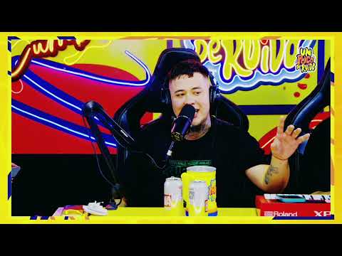 LA PIEDRA URBANA ENTRE EL CIELO VOS Y YO EN UN POCO DE RUIDO