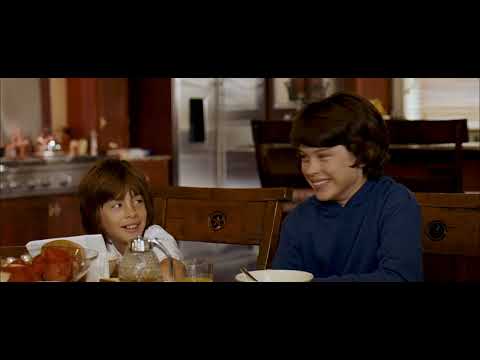 Evan Almighty official trailer thumbnail showing Evan Baxter with animals and the ark