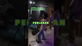 Download lagu Arsip Melipir | Kamu dan Aku, Lelah di KLcoffeetainment House - Jakarta #live mp3