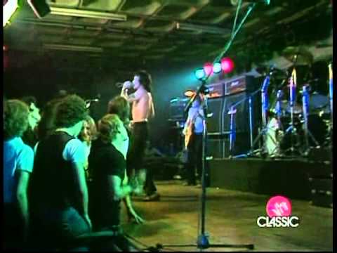 AC/DC- Live Wire [Live in Colchester, England, Oct. 28, 1978] (Pro Shot)