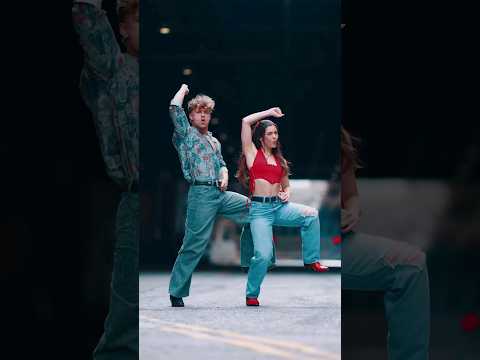 Vik White & Lauren Gibson | TEXAS HOLD 'EM DANCE