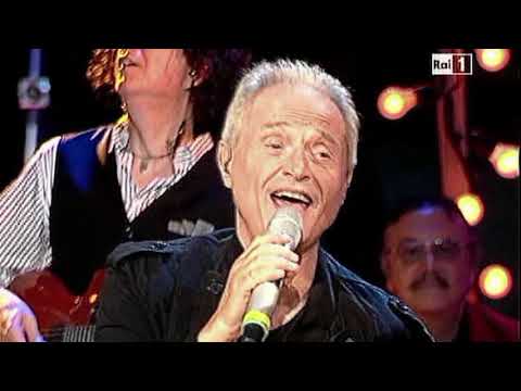 Amedeo Minghi & Serena Autieri  - Una carezza in un pugno - 2012 programma TV Cantare e' d'amore