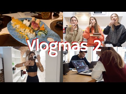 VLOGMAS 2 – Baking Isn’t My Thing, Unboxings, Live Streams, and More