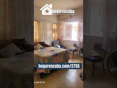 HEC2755: $35,000 — Apartamento 3 hab con balcón y vista al mar en Vedado, Plaza de la Revolución