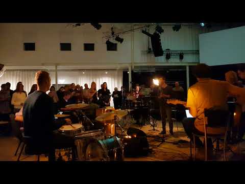 Basis cc - Praise and Pray avond - Opwekking 286 - Hij kwam bij ons heel gewoon