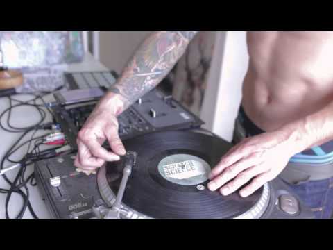 DV Scratch Battle 2014 - DIRTYFINGAAZ - Round 1