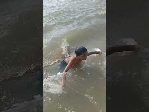 Swim and See! 🏊 Discovering Hidden Ocean Treasures (Sea Cells) #beach #BayOfBengal #OceanAdventure