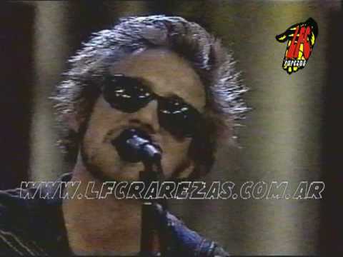 LOS FABULOSOS CADILLACS - Gallo rojo (acústico en TV) 07.1994
