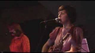 Camera Obscura playing &quot;The False Contender&quot; in Lleida