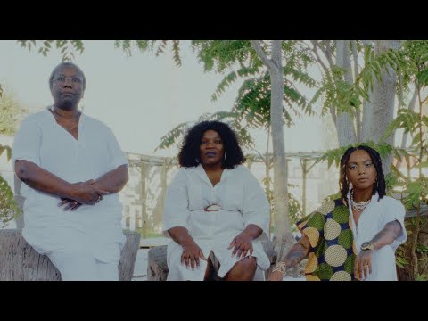 Bia Ferreira - A Conta Vai Chegar (Clipe Oficial)