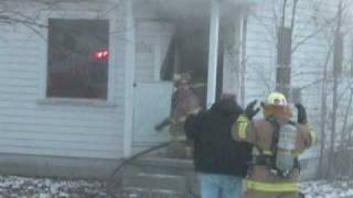 preview picture of video 'Working House Fire At 2456 Wayne In Lake Station Indiana'