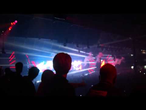 Armin van Buuren - Mainstage 2 Set @ ASOT 700 (Jaarbeurs Utrecht) (21.02.2015) (5)