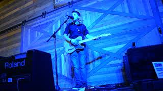 Jake Thistle -- Terms of My Surrender (John Hiatt cover live at Humdingers)