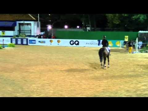 Casall distensão 7 com salto.MTS