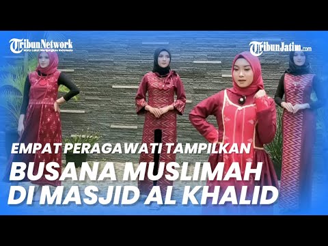 Empat Peragawati Cantik Tampilkan Kreasi Busana Muslimah di Masjid Al Khalid