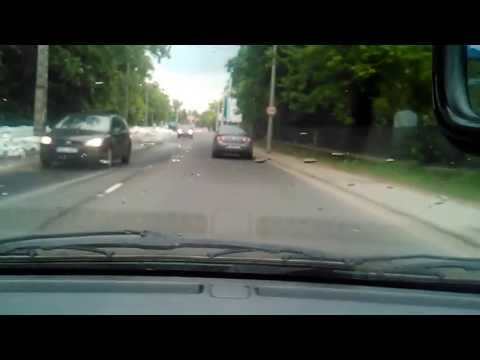 11-es főút az árvízi védekezés miatt így néz ki!