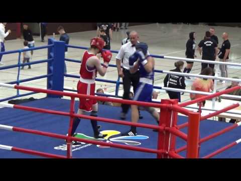 Boxen: Sabrina Wollmann - Virginia Koepp (Int. Frauenboxturnier #24)