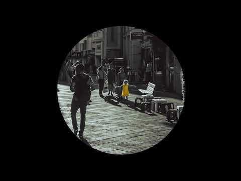 Quasar - Like A Yellow Frisbee