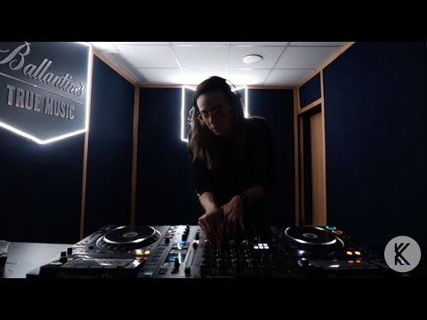 AYN - Ballantine's True Music Jordan (Live S3)