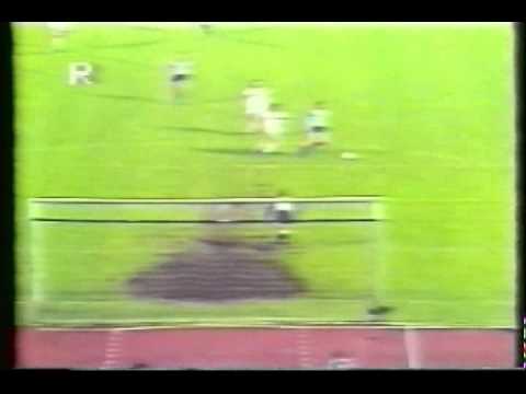 1982 (May 19) SV Hamburg (West Germany) 0-IFK Gothenburg (Sweden) 3 (UEFA Cup).avi