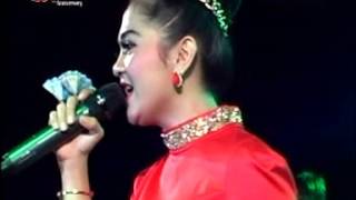 Download lagu Elli lolita Feat Nita mansyur - Derita Dalam Bercinta - 2th Anniversary L'O Setia1 mp3