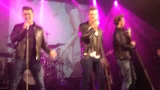 The Baseballs - My Baby Left Me For A DJ (Live Космонавт, Санкт Петербург 02.04.2014)