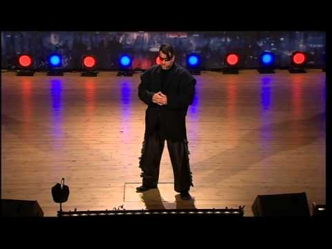 X-Man kör stand up och skrämmer juryn - Talang (TV4)