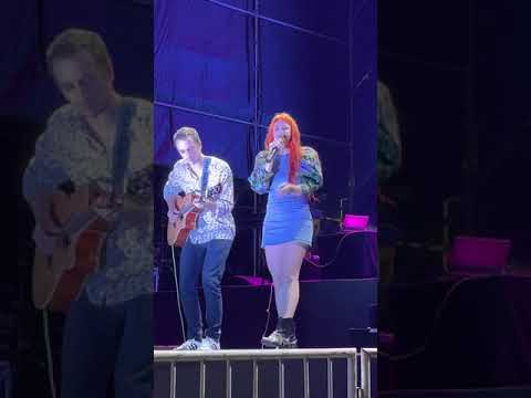 Mashup Besame Mucho/Un Veneno - Connie Isla en el Hipódromo de Palermo - 25/02/2021