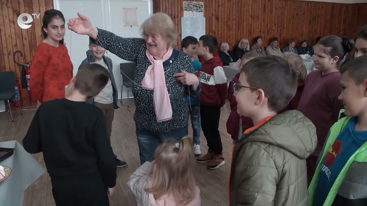Обичаят "хамкане" пресъздадоха в хасковското читалище "Н.Й. Вапцаров"