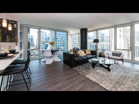 A spacious 2-bedroom, 2-bath at the Loop’s Marquee at Block 37 A spacious 2-bedroom, 2-bath at the Loop’s Marquee at Block 37