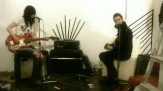 The Kills - Kissy Kissy