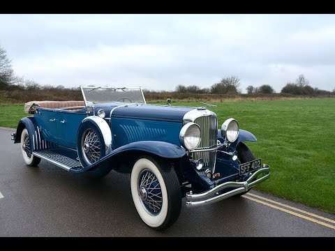 On the track and behind the scenes with The 1931 Duesenberg Model J - London Classic Car Show 2020