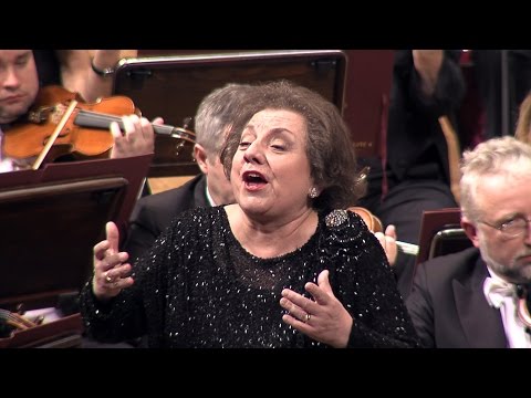 Ewa Podleś in Gustav Mahler's Kindertotenlieder english/polish/german subtitles