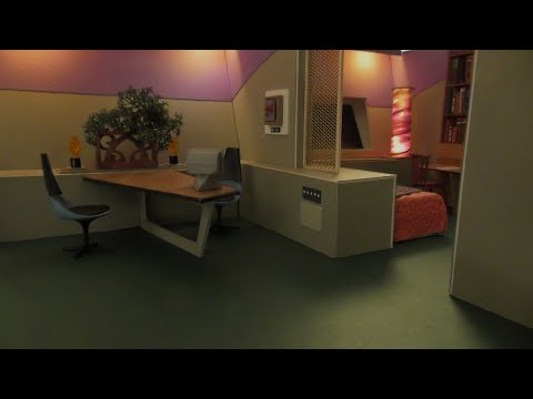 Building the ULTIMATE Starship Enterprise model.