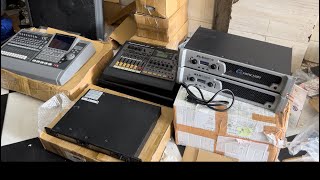 Video thumbnail for Đẩy bãi CROWN XLS-2500 ..Mixer roland by Hàng Bãi Nhật THCM
