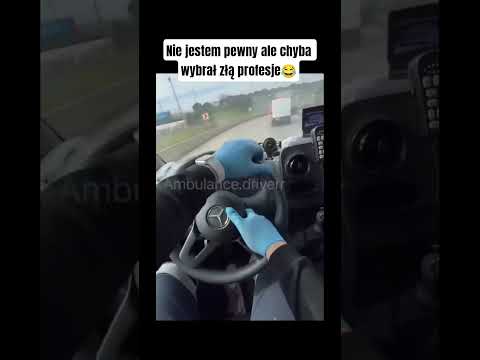 Chyba wybrał złą profesje i czemu jeździ w rękawiczkach? #memes #viral #polska #driving #shorts #fyp