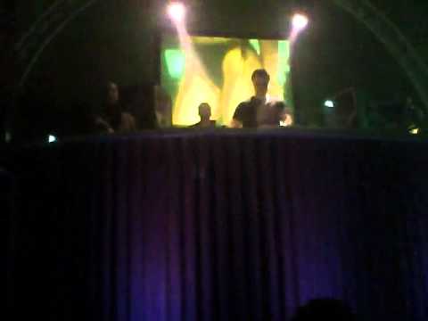 Markus Schulz @ Gianpula Malta 9-2-2011 : Surreal Smoke / Flesh 2010 - Tenishia on stage / Daydream