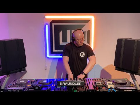 Kraundler - Peak Time Techno Mix - Underground Fusion Podcast 003