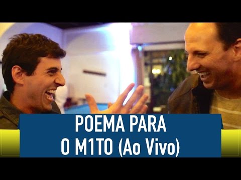 Rogério Ceni receives tribute from Fabio Brazza.