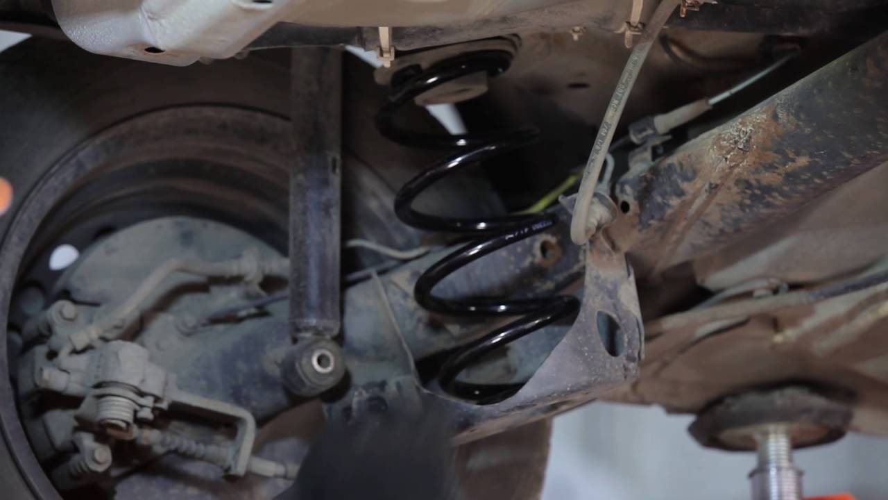 Hoe spiraalveer achteraan vervangen bij een Honda Jazz GD – vervangingshandleiding