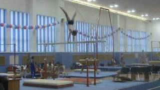 preview picture of video 'Matthew Parallel Bars'