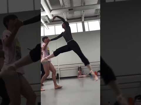 Incredible extensions😍Who would you try this one with? gmoeuropa paupujol 🎥 arianmsphotographer