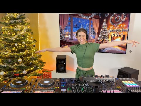 DJ GABI – MELODIC TECHNO & PROGRESSIVE HOUSE | 1 Hour DJ Set | Session 05 – Christmas Edition 🎄🎧