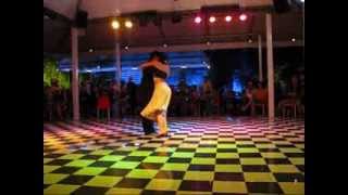 Pamela Ramos Aracena y Carlitos Espinosa Vals