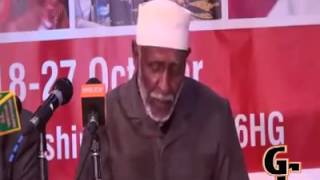 SIRTA NOLOSHA: Abwaan Hadraawi oo si cajiib ah u tirinaya gabay