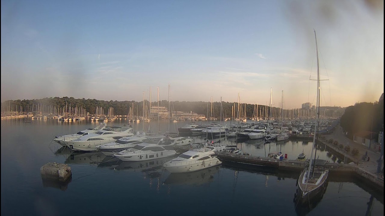 Live webcam view of Marina Veruda Tehnomont Boatyard