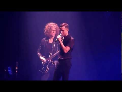 The Killers - With or Without You (U2 cover) (Live at the O2 Arena) HD