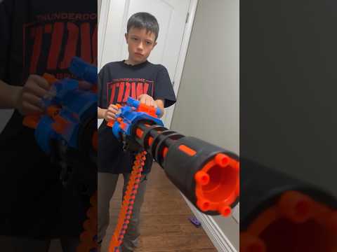 NERF HEAVY WEAPONS GUY: Minefield!