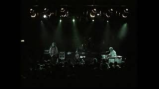 2004 - Woolly Wolstenholme/Maestoso - Has to be a Reason - Live