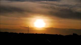 preview picture of video 'Smolec, Zachód słońca 05.10.2013'